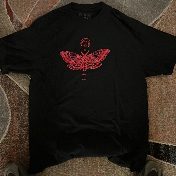 MBM Gallery Marcos Alvarados Merch Tee - Picture 2 of 3